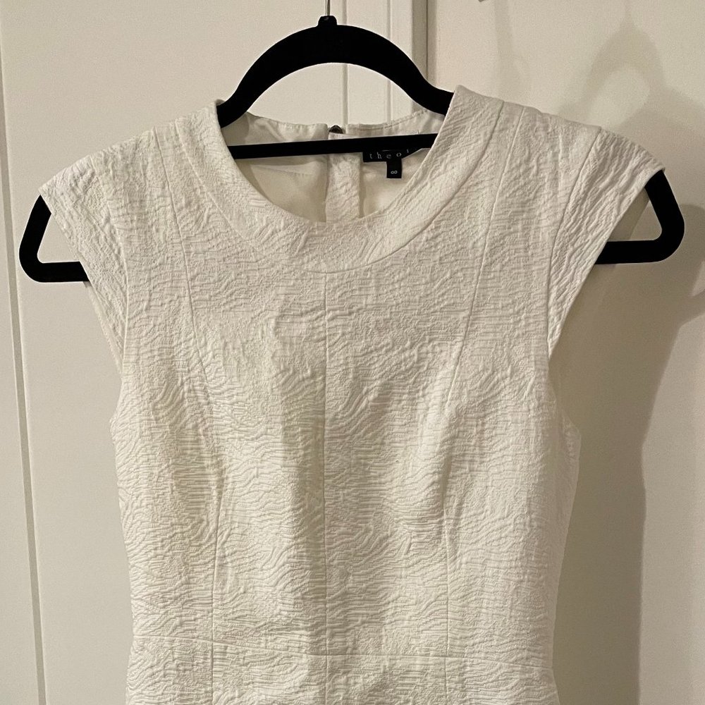 Petite Theory White Jacquard Cap Sleeve Dress US 00P - Picture 2 of 5